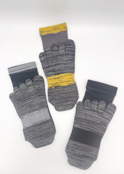 Mountain Tabi Five-Finger Crew Socks — Japanese Grip Socks for Hiking & Daily Wear